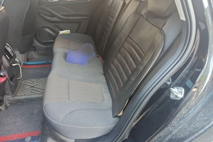 Used Bestune B70 2025 Dragon Edition 1.5T Quality Enjoyment Model Left Rear Seat