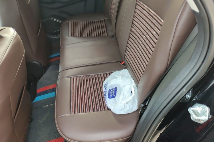 Used Bestune B70 2025 Dragon Edition 1.5T Quality Enjoyment Model Left Rear Seat