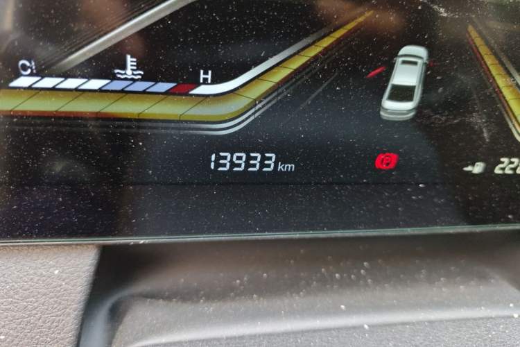 Used Bestune B70 2025 Dragon Edition 1.5T Quality Enjoyment Model Odometer Close Up