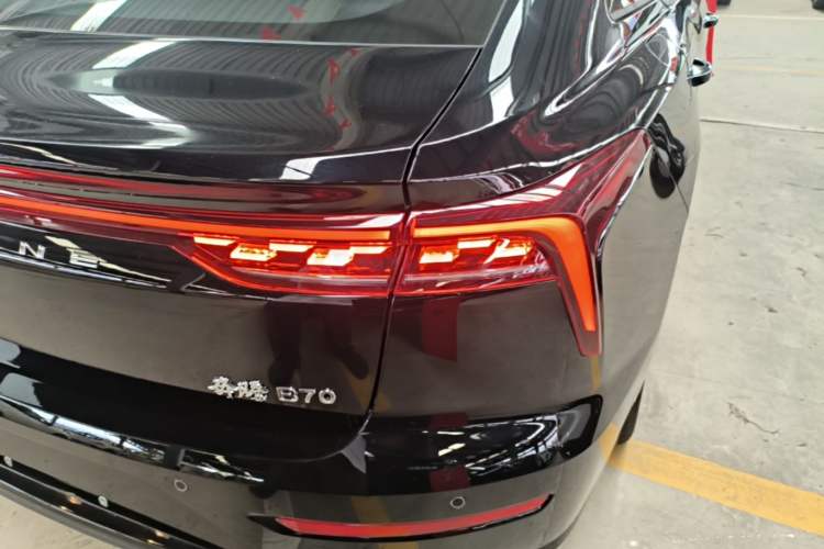 Used Bestune B70 2025 Dragon Edition 1.5T Quality Enjoyment Model Right Rear Taillight