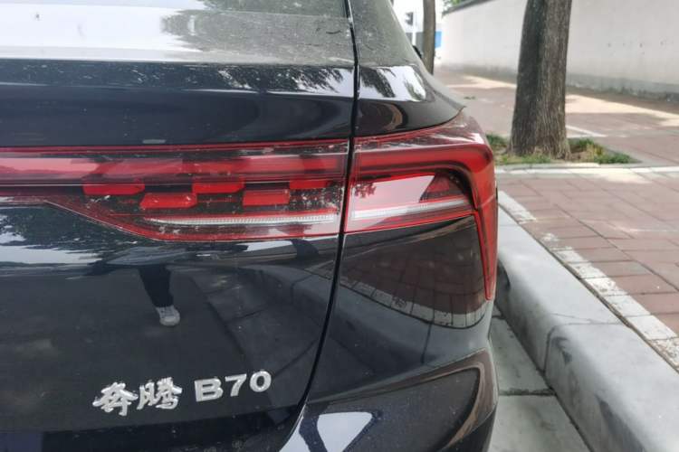 Used Bestune B70 2025 Dragon Edition 1.5T Enjoyment Model Right Rear Taillight