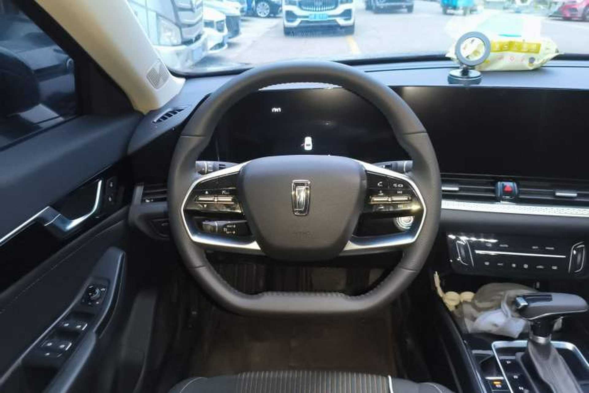 Used Bestune B70 2025 Dragon Edition 1.5T Quality Enjoyment Model Steering Wheel