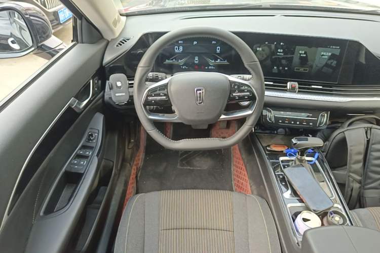 Used Bestune B70 2025 Dragon Edition 1.5T Quality Enjoyment Model Steering Wheel