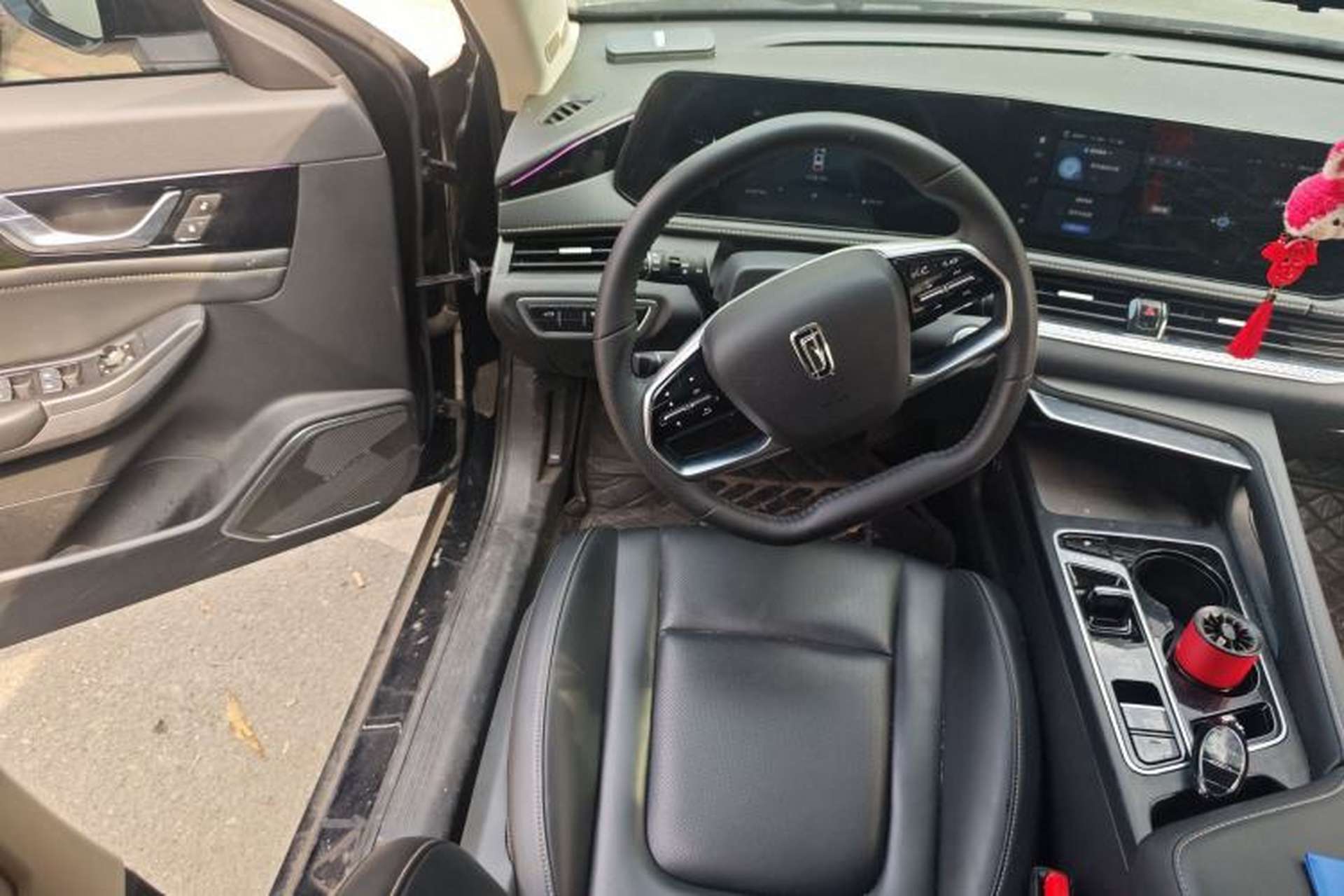 Used Bestune B70 2025 Dragon Edition 1.5T Enjoyment Model Steering Wheel