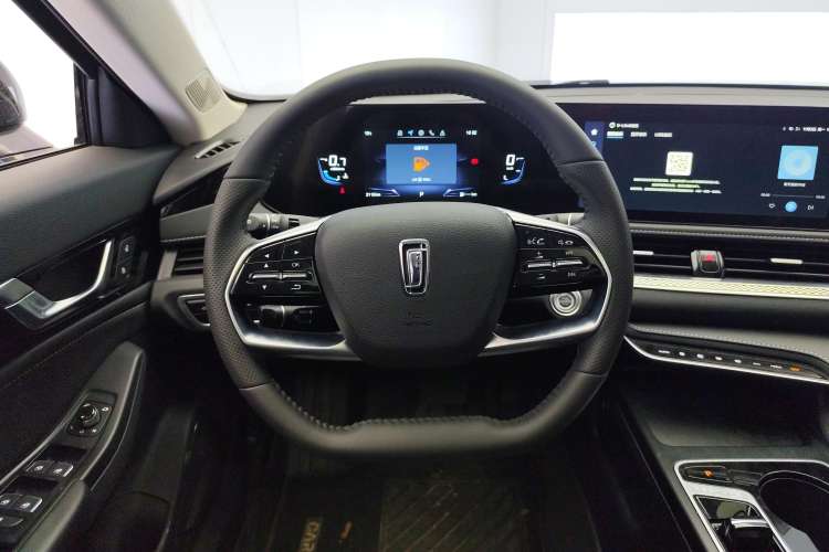 Used Bestune B70 2025 Dragon Edition 1.5T Enjoyment Model Steering Wheel