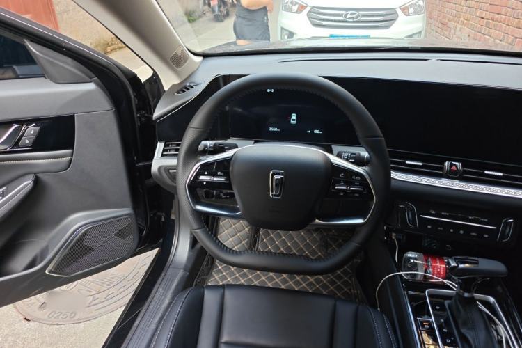 Used Bestune B70 2025 Dragon Edition 1.5T Quality Enjoyment Model Steering Wheel