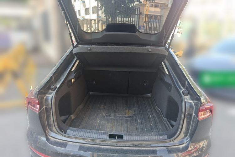 Used Bestune B70 2025 Dragon Edition 1.5T Quality Enjoyment Model Trunk