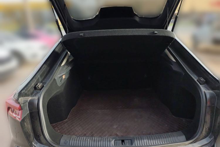 Used Bestune B70 2025 Dragon Edition 1.5T Quality Enjoyment Model Trunk