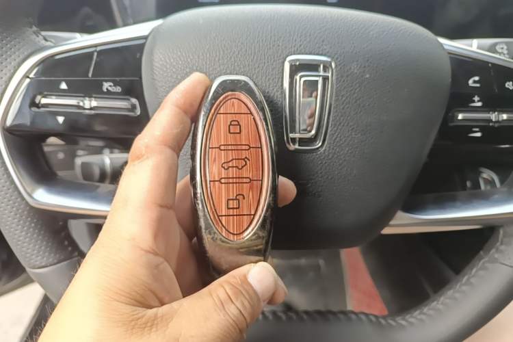 Used Bestune B70 2025 Dragon Edition 1.5T Quality Enjoyment Model Vehicle Key