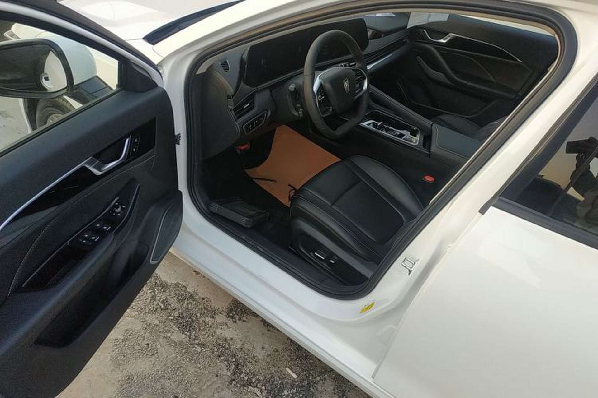 Used Bestune B70 2025 Dragon Edition 1.5T Enjoyment Model Driver Seat