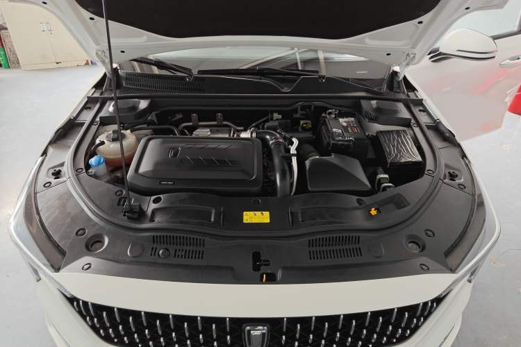 Used Bestune B70 2025 Dragon Edition 1.5T Enjoyment Model Engine Bay