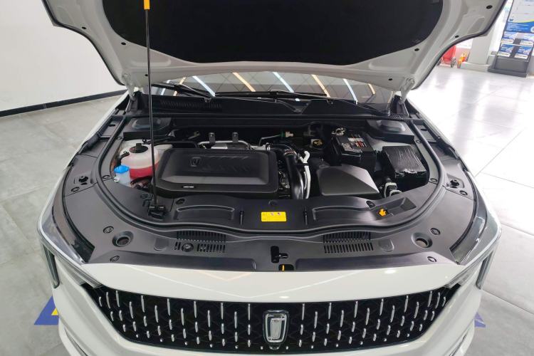 Used Bestune B70 2025 Dragon Edition 1.5T Enjoyment Model Engine Bay