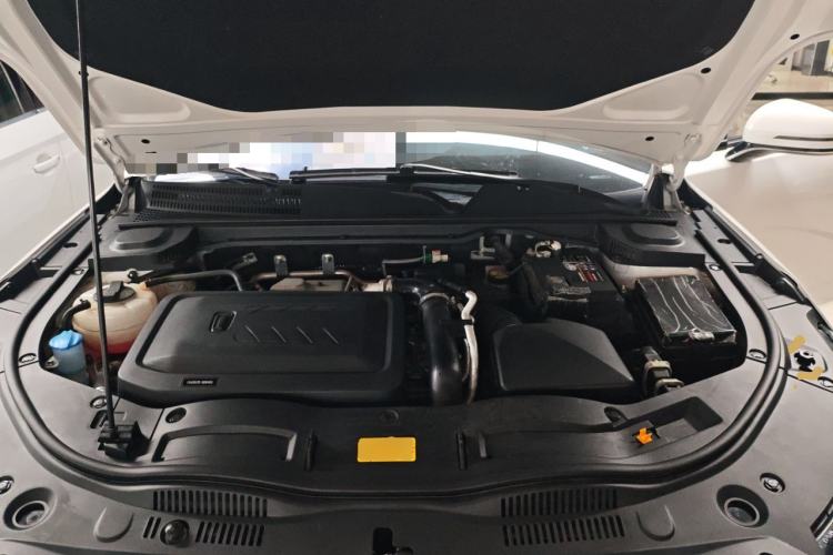 Used Bestune B70 2025 Dragon Edition 1.5T Quality Enjoyment Model Engine Bay