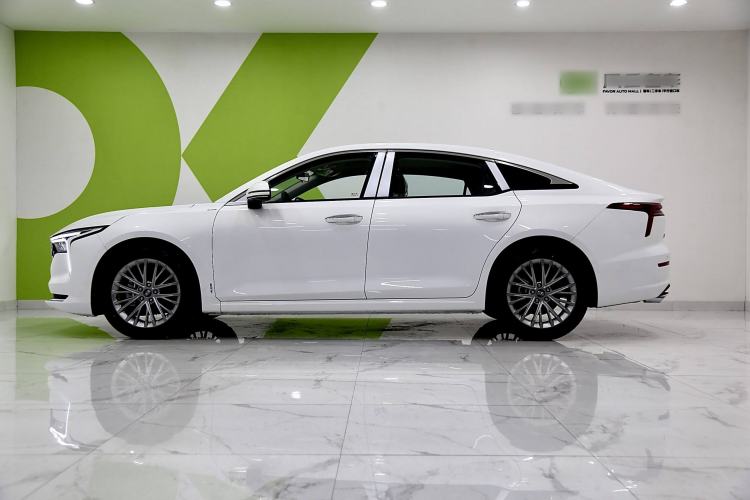 Used Bestune B70 2025 Dragon Edition 1.5T Enjoy Customization Model Exterior 2