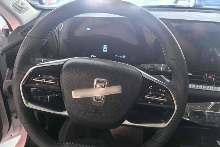 Used Bestune B70 2025 Dragon Edition 1.5T Enjoy Customization Model Interior 2
