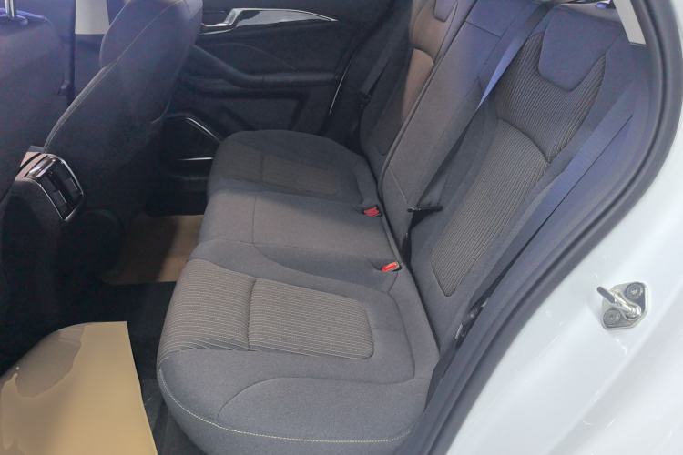 Used Bestune B70 2025 Dragon Edition 1.5T Quality Enjoyment Model Interior 4