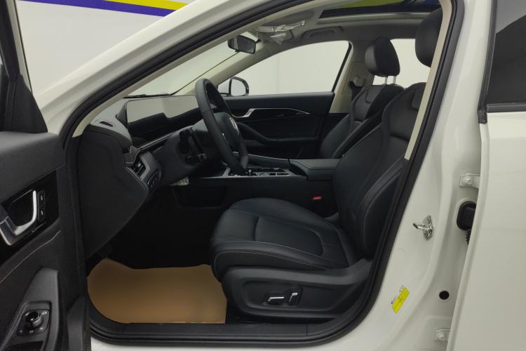 Used Bestune B70 2025 Dragon Edition 1.5T Enjoyment Model Left Front Seat