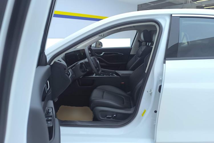Used Bestune B70 2025 Dragon Edition 1.5T Enjoyment Model Left Front Seat