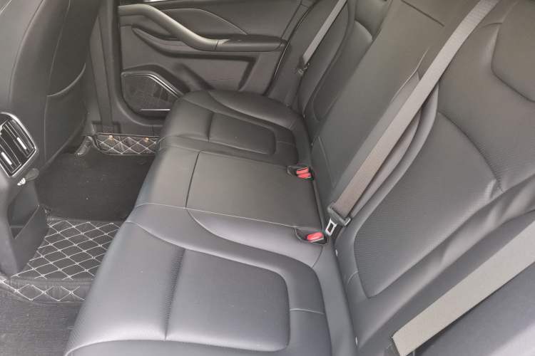 Used Bestune B70 2025 Dragon Edition 1.5T Enjoyment Model Left Rear Seat
