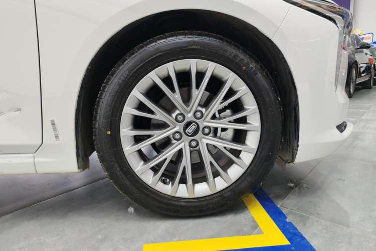 Used Bestune B70 2025 Dragon Edition 1.5T Enjoyment Model Left Rear Wheel Hub