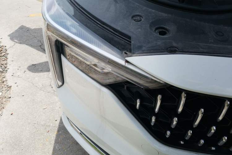 Used Bestune B70 2025 Dragon Edition 1.5T Enjoyment Model Right Front Headlight