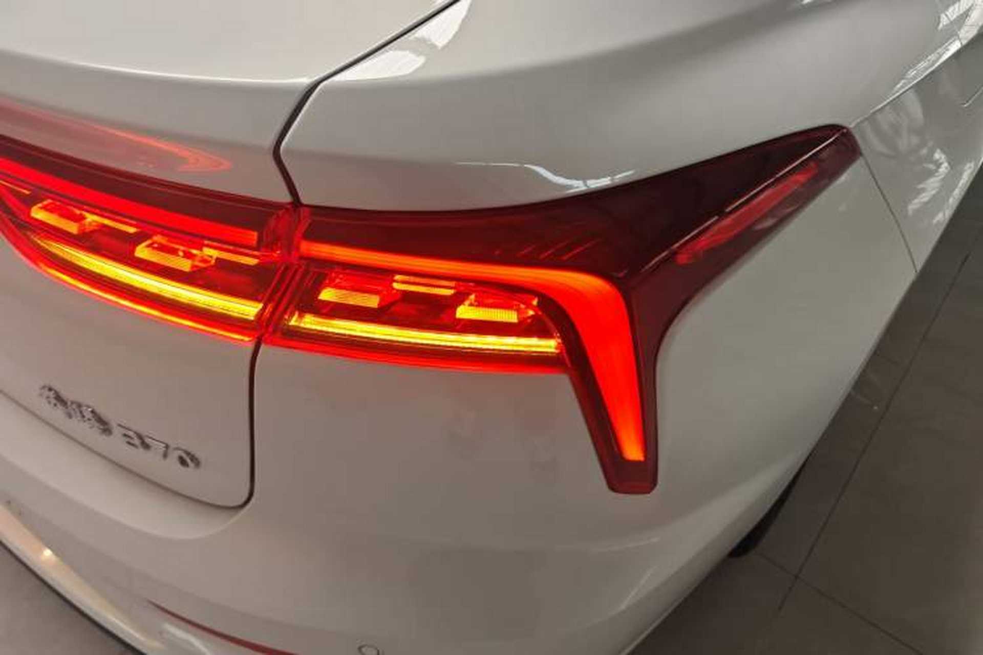 Used Bestune B70 2025 Dragon Edition 1.5T Enjoyment Model Right Rear Taillight