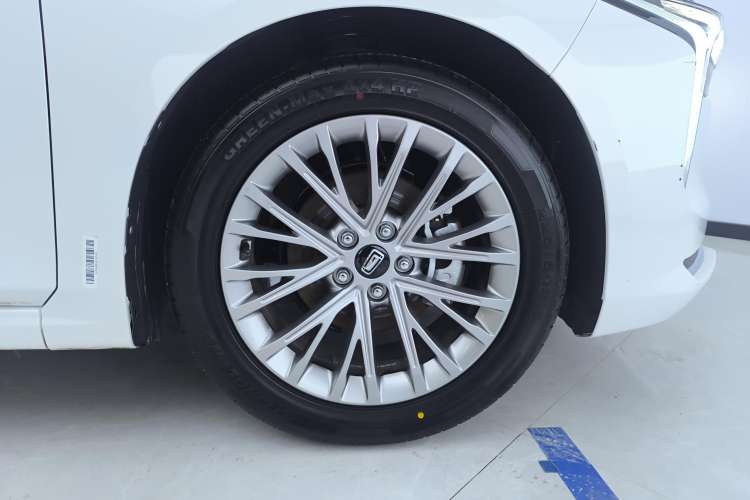 Used Bestune B70 2025 Dragon Edition 1.5T Enjoyment Model Right Rear Wheel Hub