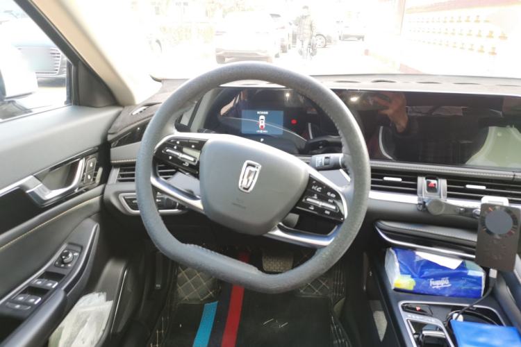 Used Bestune B70 2025 Dragon Edition 1.5T Enjoyment Model Steering Wheel