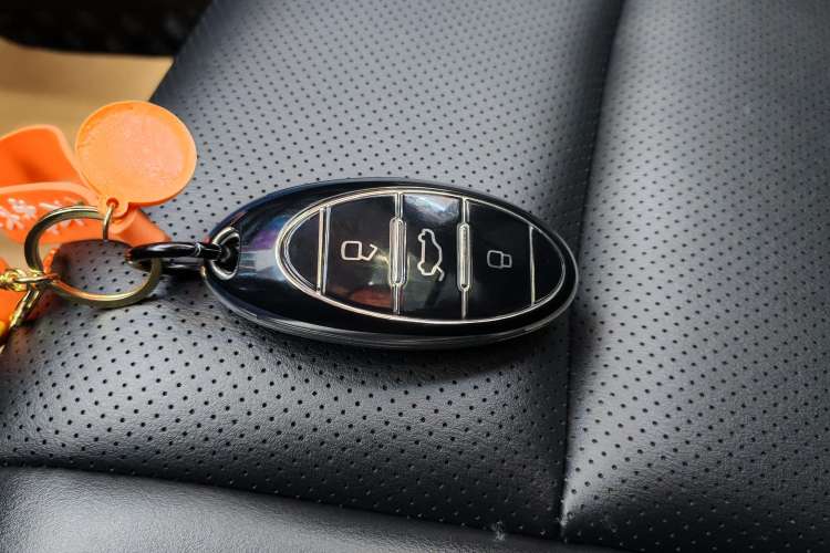 Used Bestune B70 2025 Dragon Edition 1.5T Enjoyment Model Vehicle Key