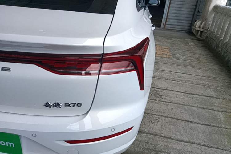 Used Bestune B70 2026 Longyao Edition 1.5T Quality Enjoyment Customized Right Rear Taillight