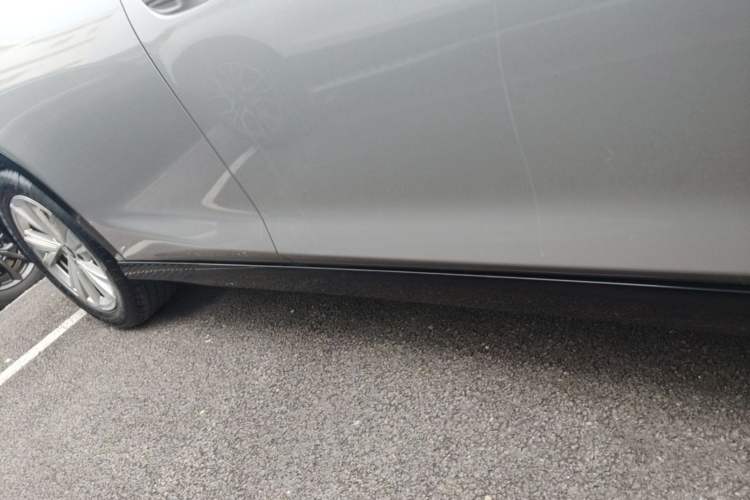 Used Bestune B70S 2022 1.5T Smart Trend Leader Right Side Sill