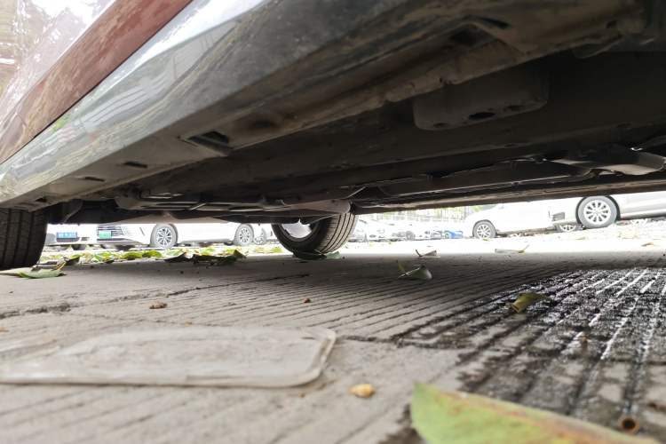 Used Bestune B70S 2022 2.0T War God King Chassis Front Right