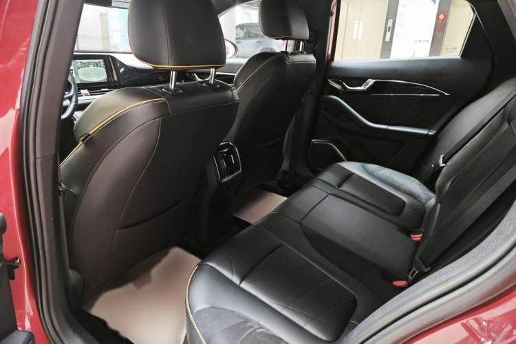 Used Bestune B70S 2022 2.0T War God King Interior 1