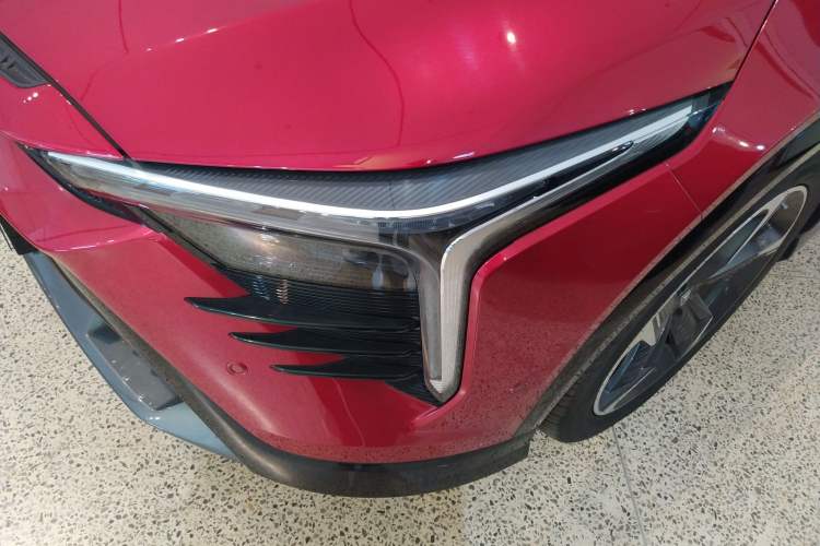 Used Bestune B70S 2022 2.0T War God King Left Front Headlight