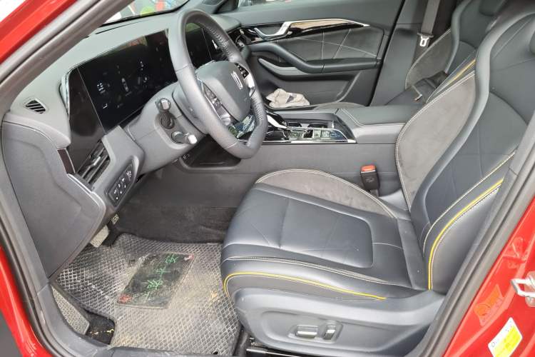 Used Bestune B70S 2022 2.0T War God King Left Front Seat