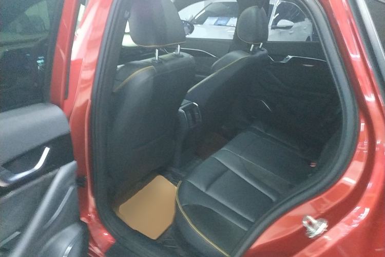 Used Bestune B70S 2022 2.0T War God King Left Rear Seat