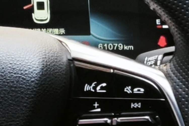 Used Bestune B70S 2022 2.0T War God King Odometer Close Up