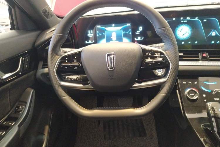 Used Bestune B70S 2022 2.0T War God King Steering Wheel