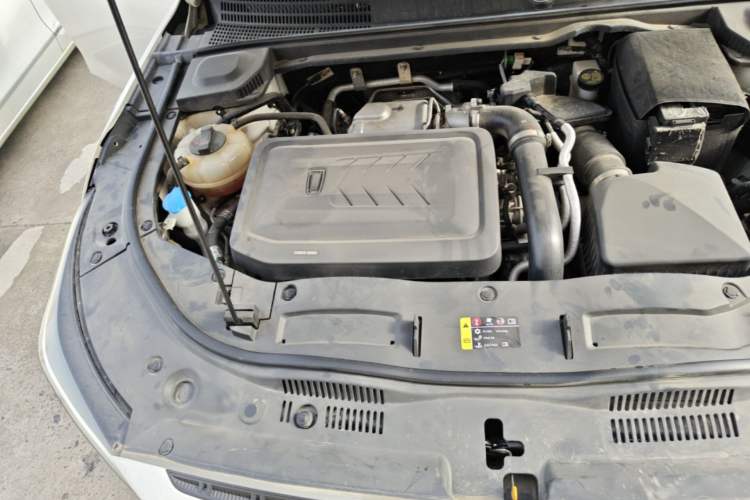 Used Bestune B70S 2022 1.5T Smart Trend Leader Engine Bay Right