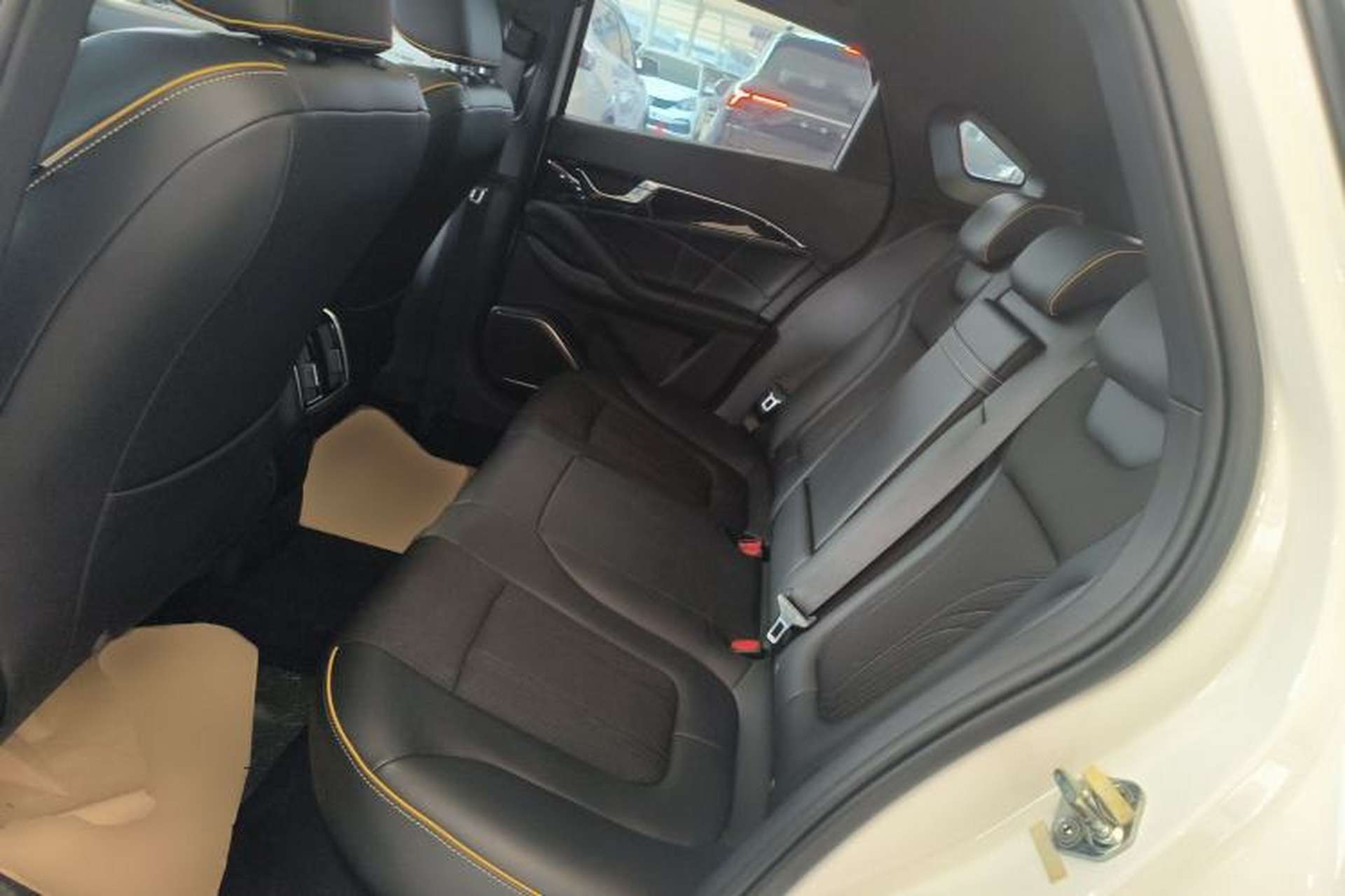 Used Bestune B70S 2022 2.0T Smart Trend Leader Interior 4