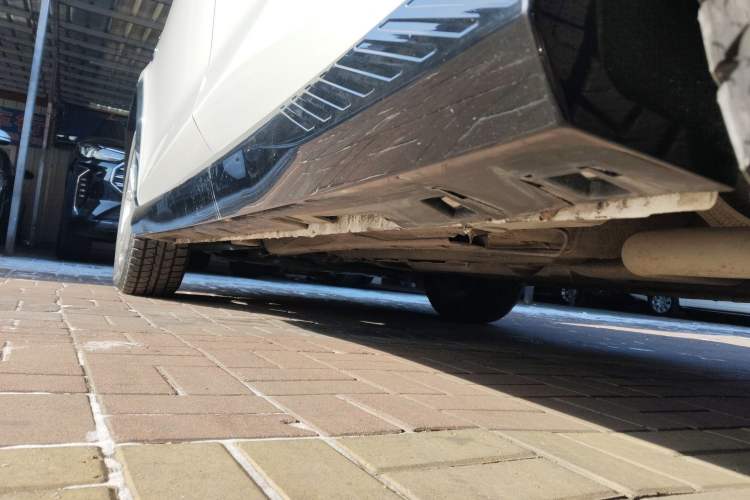 Used Bestune B70S 2022 1.5T Smart Trend Leader Left Side Sill