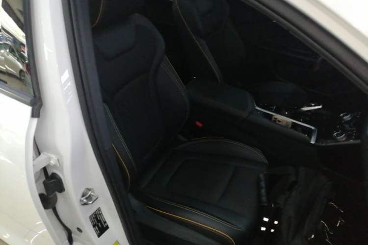 Used Bestune B70S 2022 1.5T Smart Trend Leader Right Front Seat