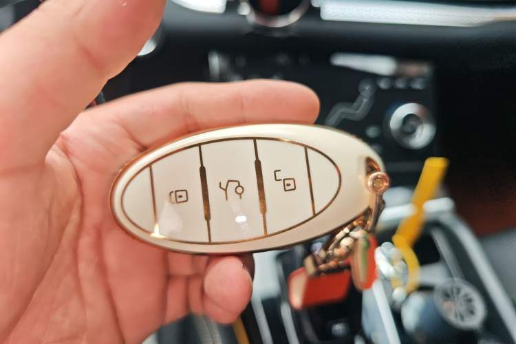 Used Bestune B70S 2022 1.5T Smart Trend Leader Vehicle Key