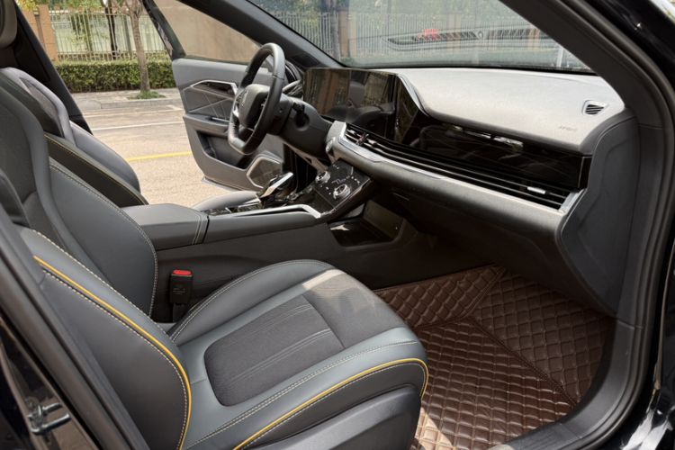 Used Bestune B70S 2023 1.5T All-Around Defender Interior 6