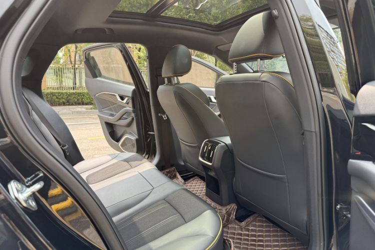 Used Bestune B70S 2023 1.5T All-Around Defender Interior 7