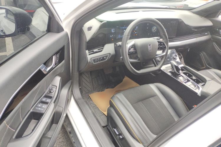 Used Bestune B70S 2023 1.5T All-Around Defender Driver Seat