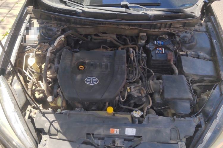 Used Bestune B90 2012 2.0L automatic comfort version Engine Bay