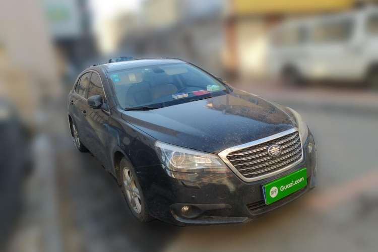 Used Bestune B90 2012 2.0L Automatic Luxury Edition Front Right 45 Deg