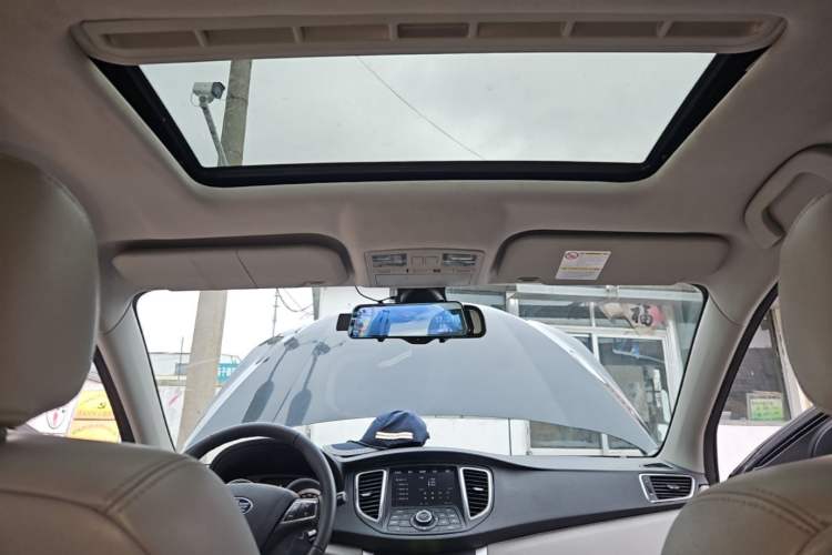Used Bestune B90 2012 2.0L Automatic Luxury Edition Headliner