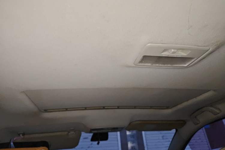 Used Bestune B90 2012 2.0L Automatic Luxury Edition Headliner